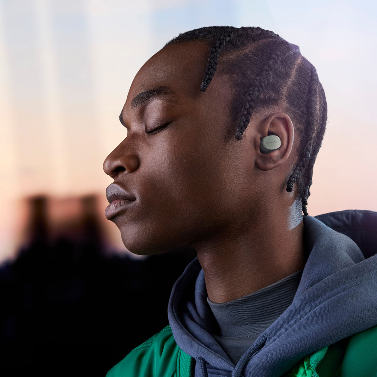 Bowers & Wilkins Pi6 In-Ear Bluetooth Wireless Earbuds (Forest Green)