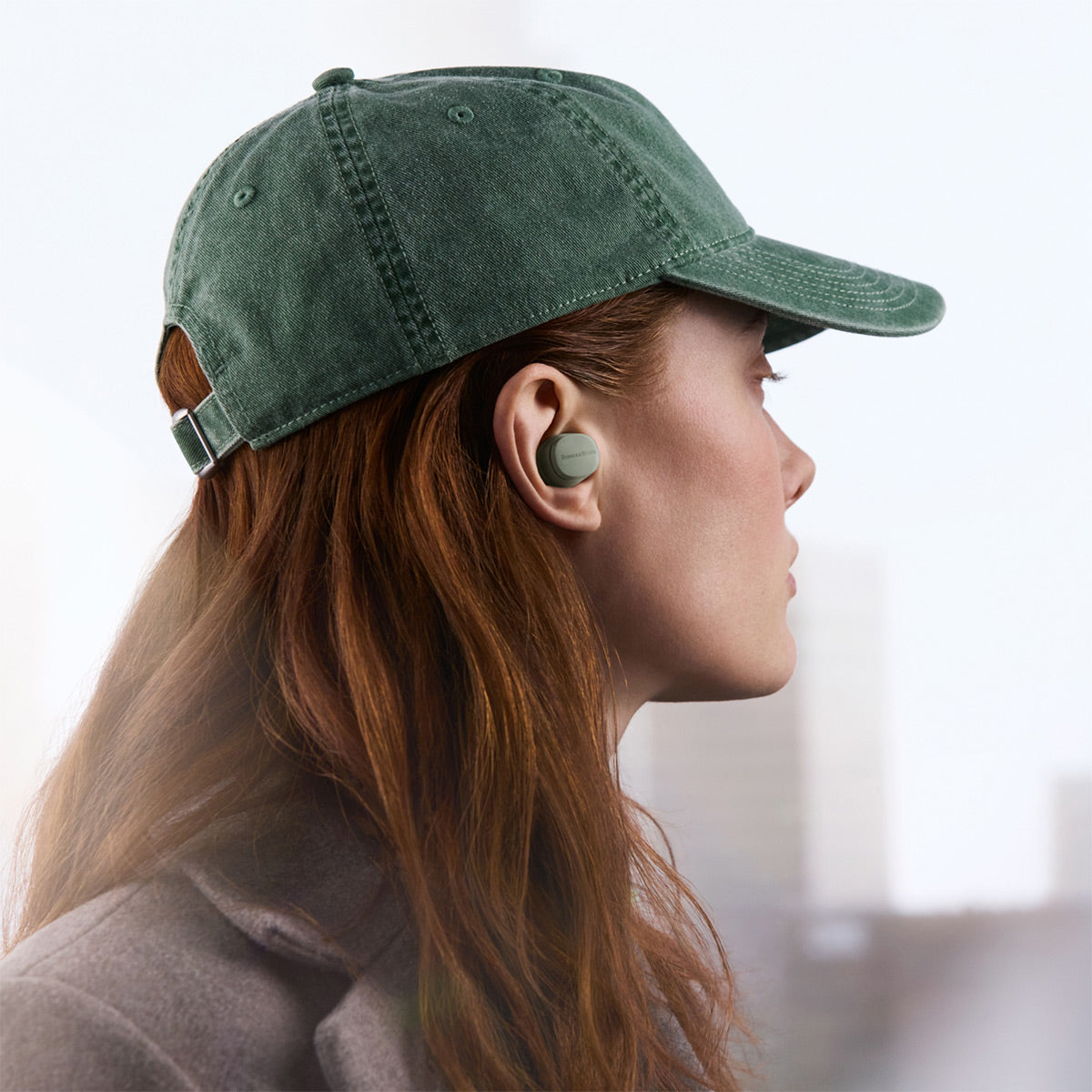 Bowers & Wilkins Pi6 In-Ear Bluetooth Wireless Earbuds (Forest Green)