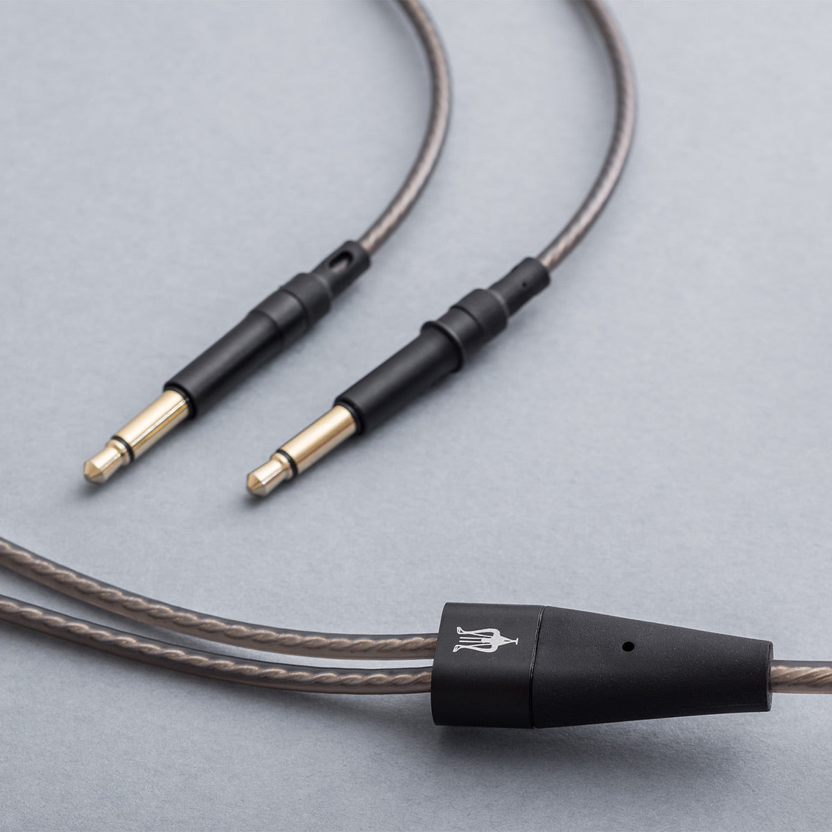 Meze Audio Mono 3.5mm to 2.5mm Balanced Headphone Cable - 4.9 ft.