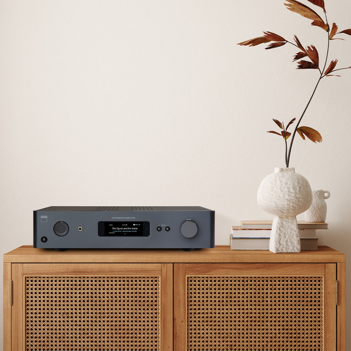 NAD Electronics C 379 HybridDigital DAC Amplifier
