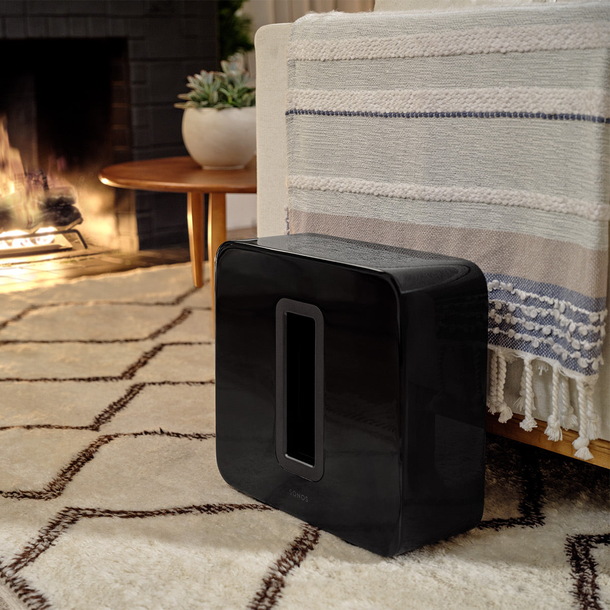 Sonos Ultimate Immersive Set with Arc Ultra Sound Bar, Sub 4 Wireless Subwoofer, and Pair of Era 300 Wireless Speakers (Black)