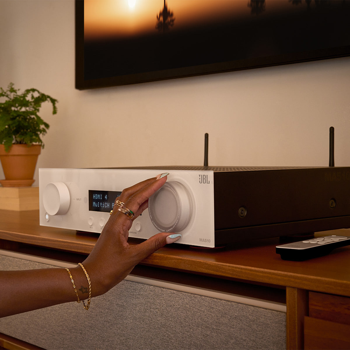 JBL MA510 5.2-Channel 8K Receiver (White)
