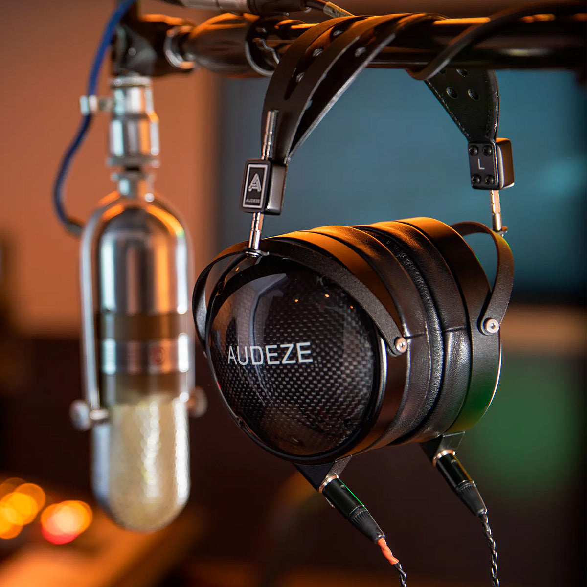 Audeze LCD-XC Closed-Back Over Ear Headphones (Carbon, Leather-Free)