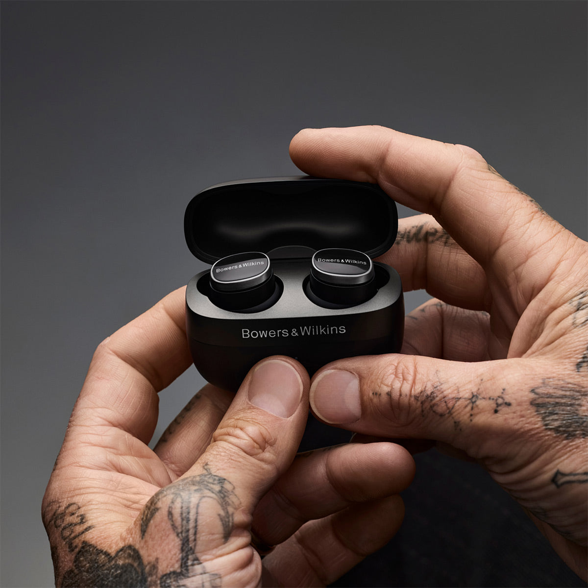 Bowers & Wilkins Pi8 In-Ear Bluetooth True Wireless Earbuds (Anthracite Black)