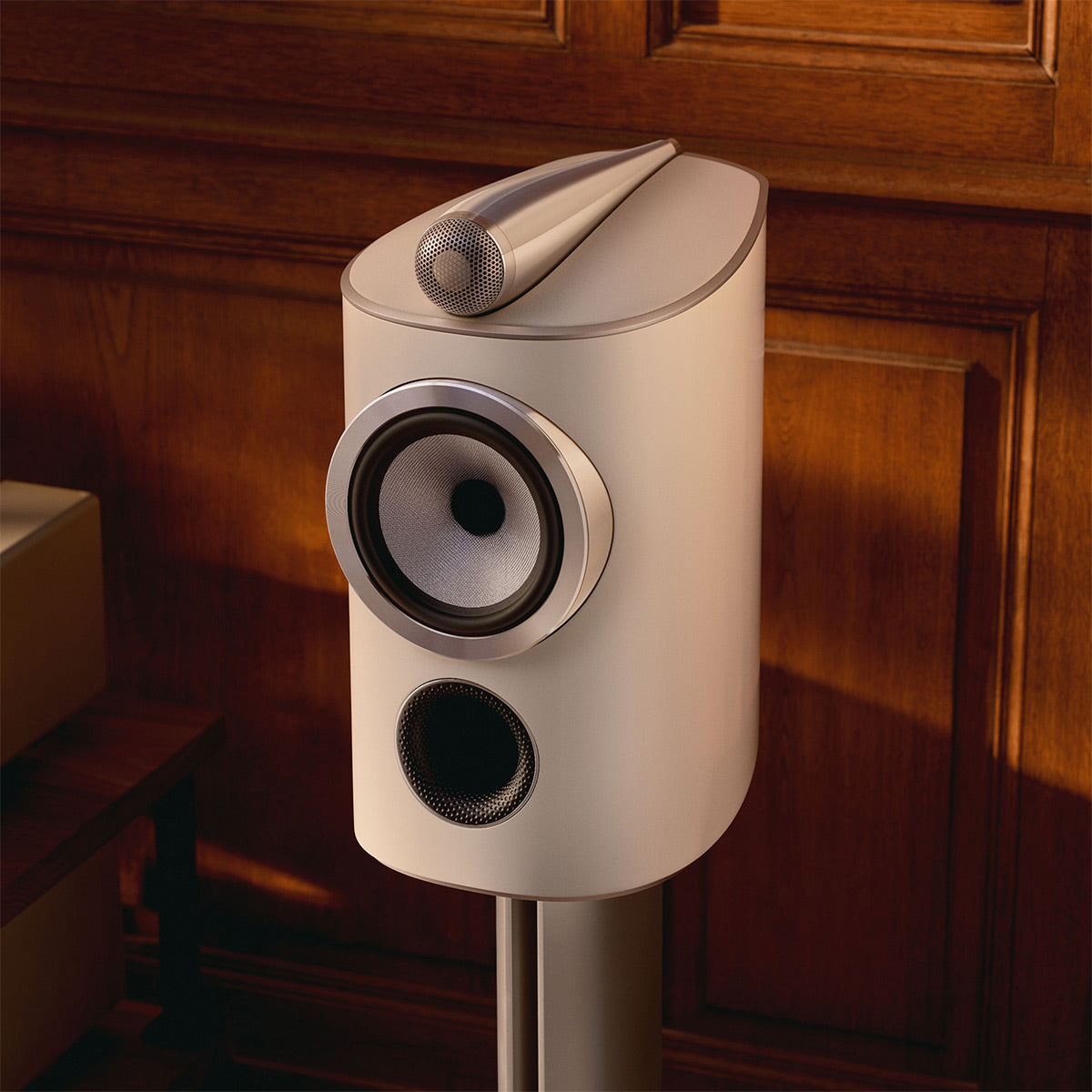 Bowers & Wilkins 805 D5 Diamond Series 3-Way Bookshelf Speaker - Each (White)