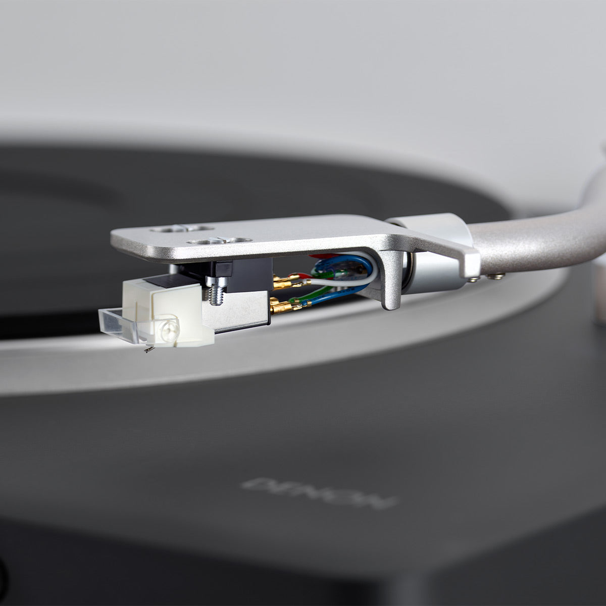 Denon DP-500BT Belt-Drive Bluetooth Turntable