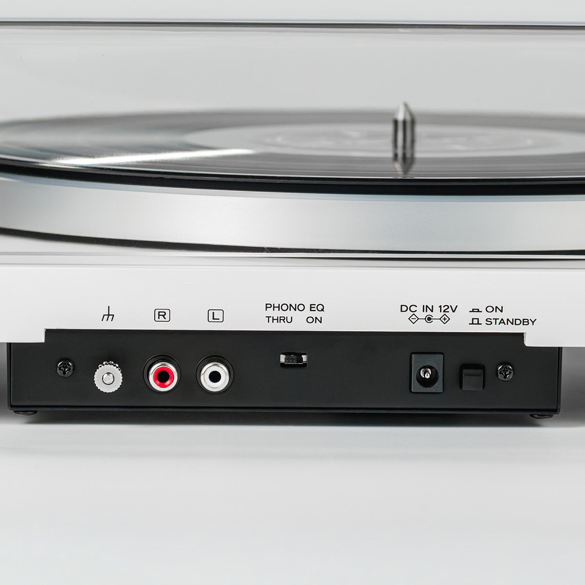 ELAC Miracord 40 Turntable with Audio-Technica AT95E MM Cartridge (Adsum Cream)