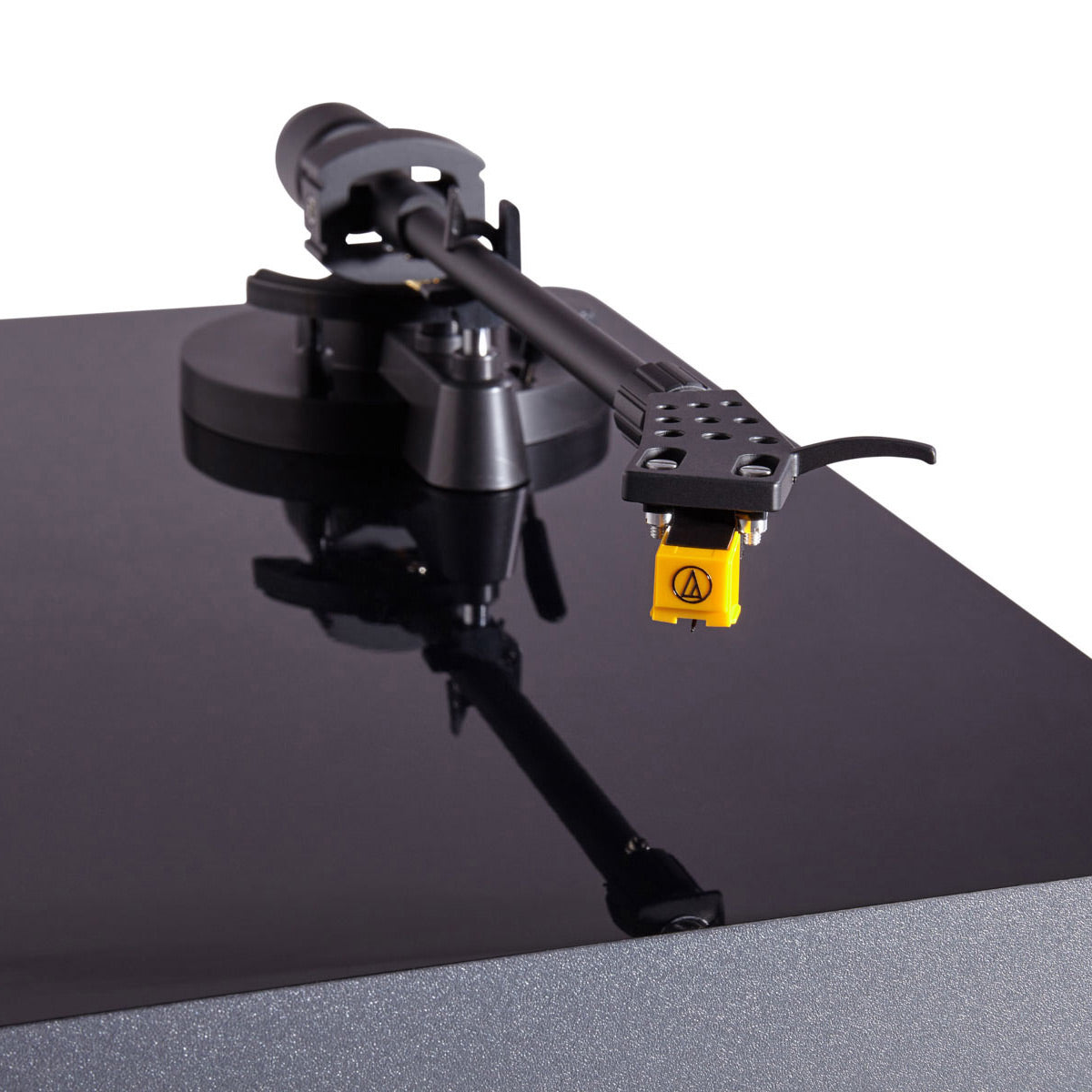 Elac MRC501 Miracord 50 Turntable (Gloss Black)