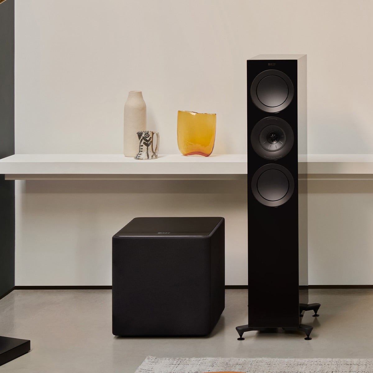 KEF Kube 12 MIE 12" Subwoofer (Gloss Black)