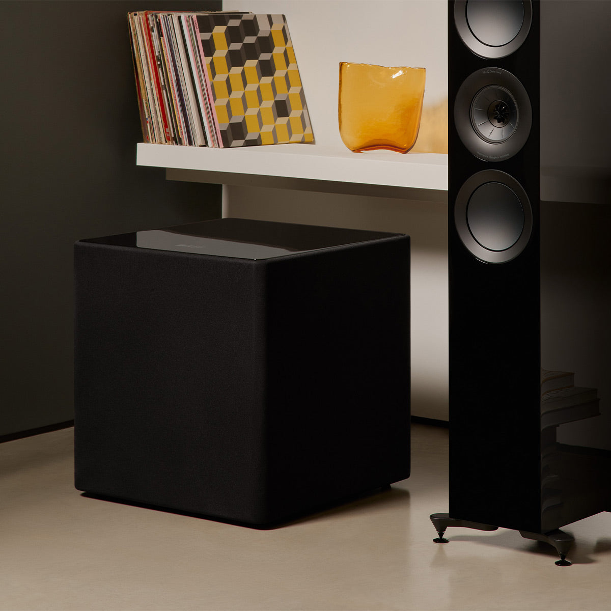 KEF Kube 15 MIE 15" Subwoofer (Gloss Black)