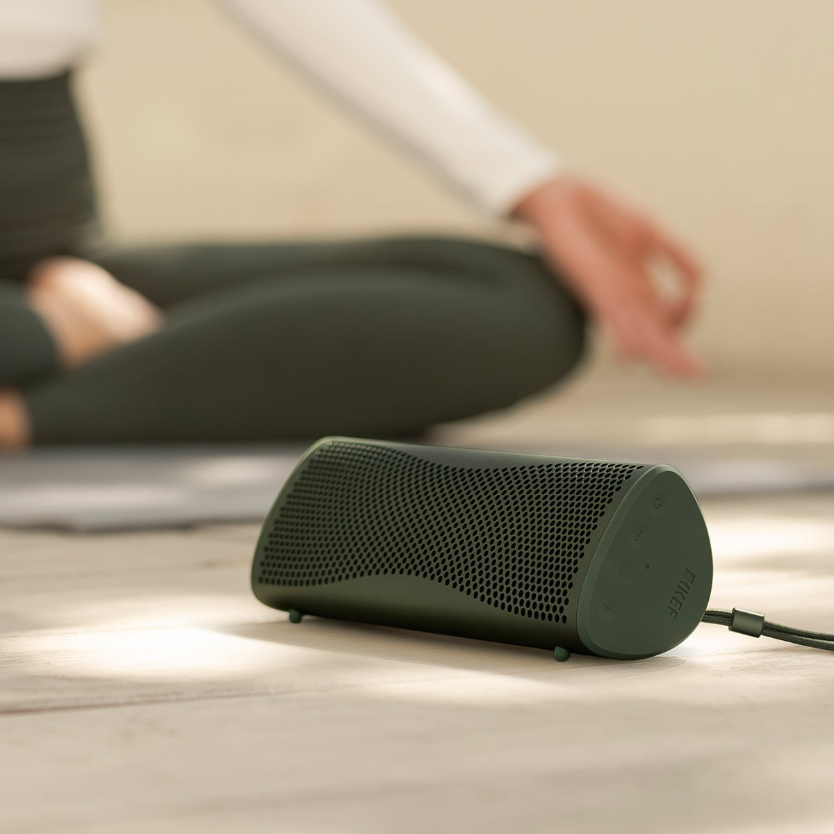 KEF Muo Portable Bluetooth Speaker (Mosss Green)
