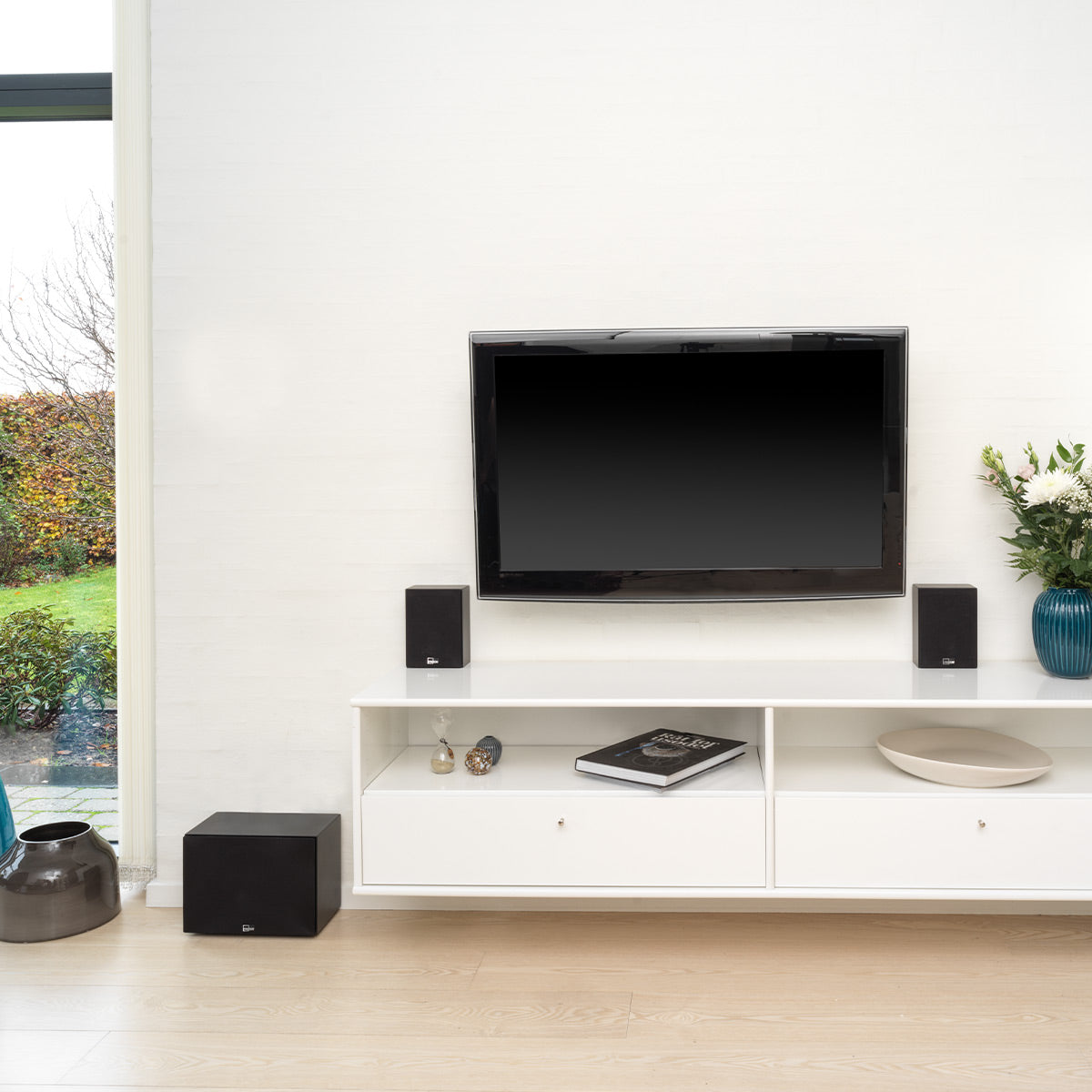 Lyngdorf Audio BW-3 8" Active Subwoofer - Each (Black/Black Grille)
