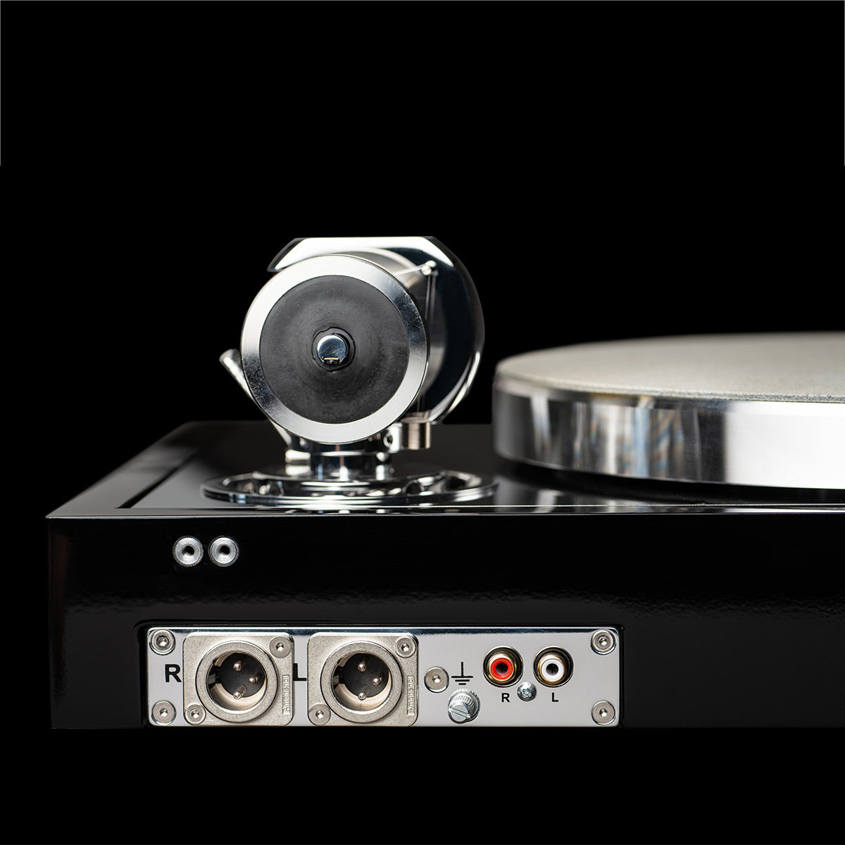 Pro-Ject The Classic Reference Balanced Turntable (Silver & Gloss Black)