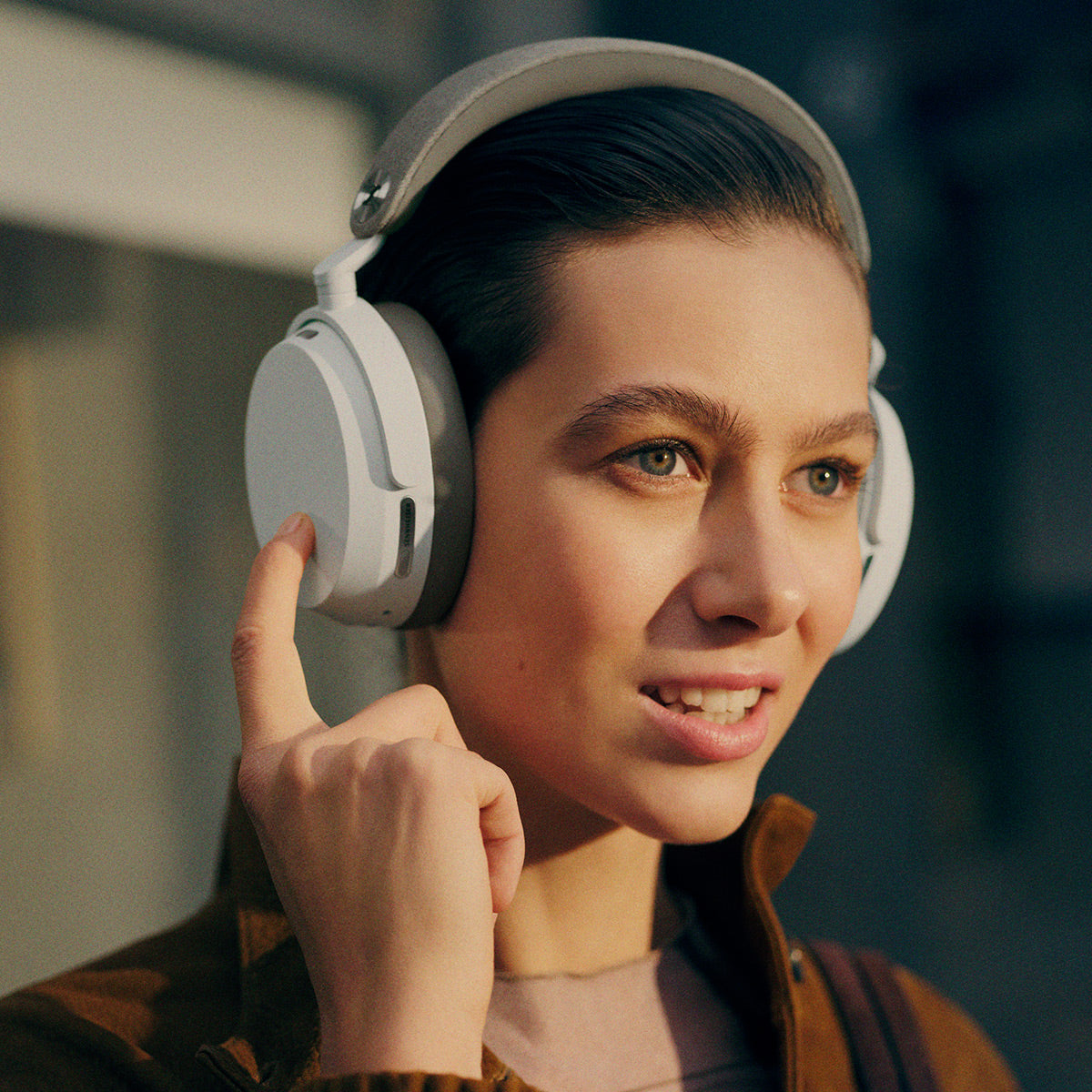 Sennheiser Momentum 5 Adaptive Noise-Cancelling Around Ear Bluetooth Wireless Headphones (White)