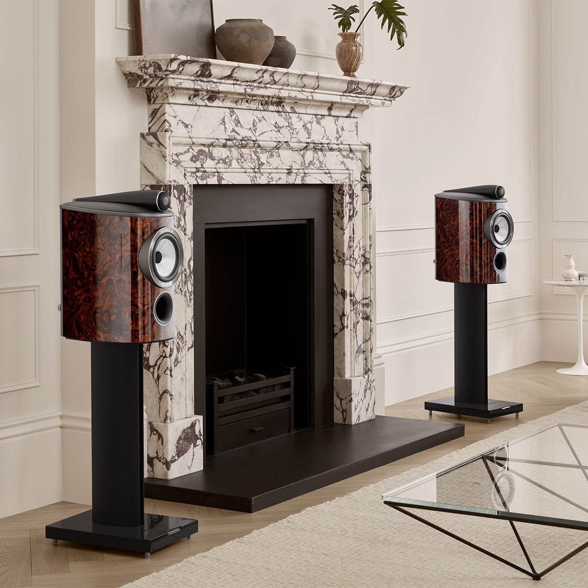 Bowers & Wilkins 805 D4 Signature 2-Way Bookshelf Speaker - Pair (California Burl Gloss)