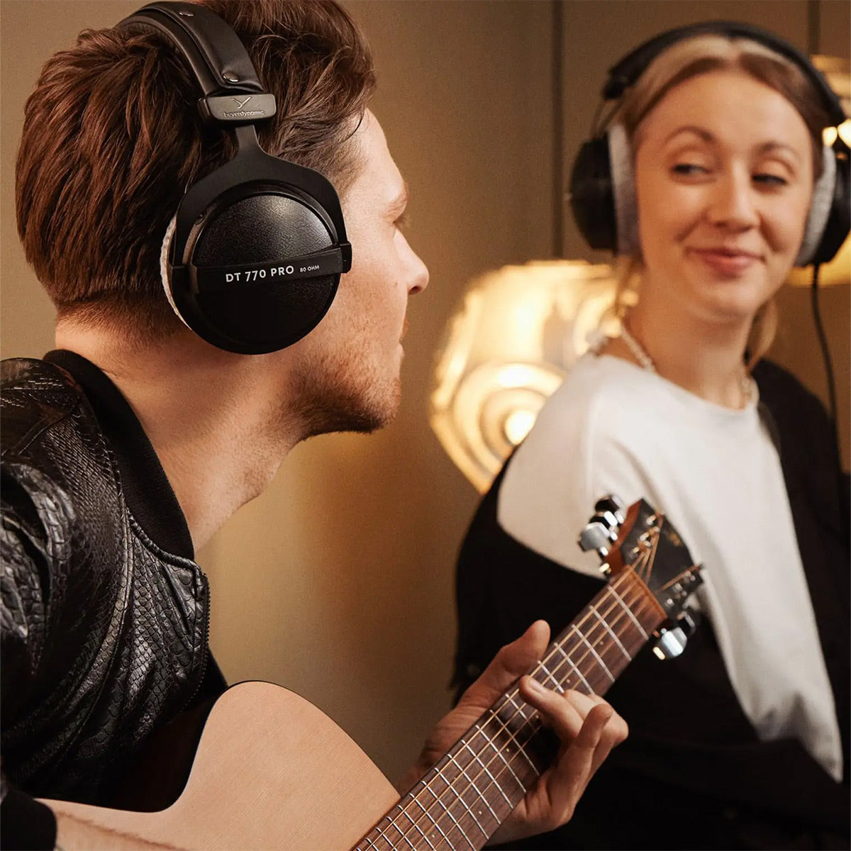 Beyerdynamic DT 770 PRO Closed-Back Studio Headphones (250 Ohms)
