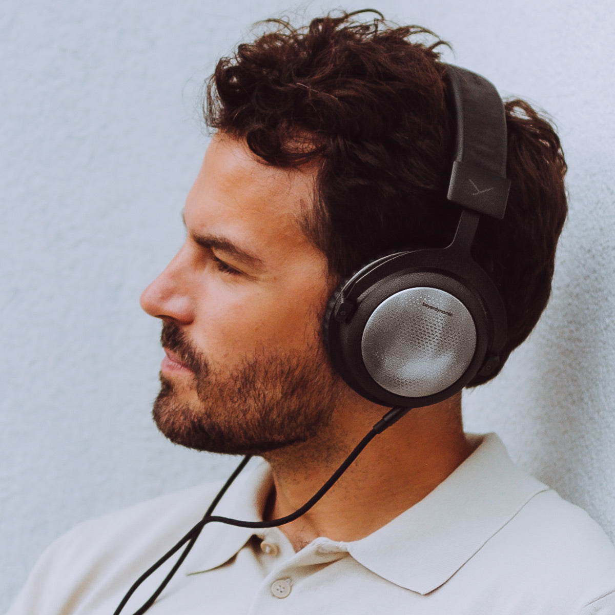 Beyerdynamic T5 Closed-Back Stereo Headphones (3rd Gen)