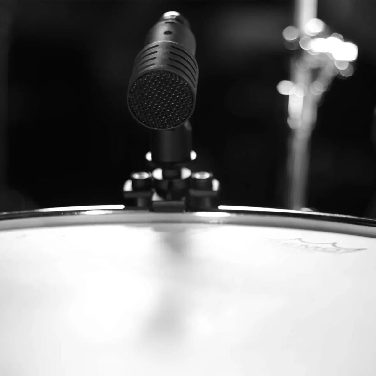 Beyerdynamic TG D35 Super Cardioid Dynamic Drum Microphone with MKV 87 Clamp